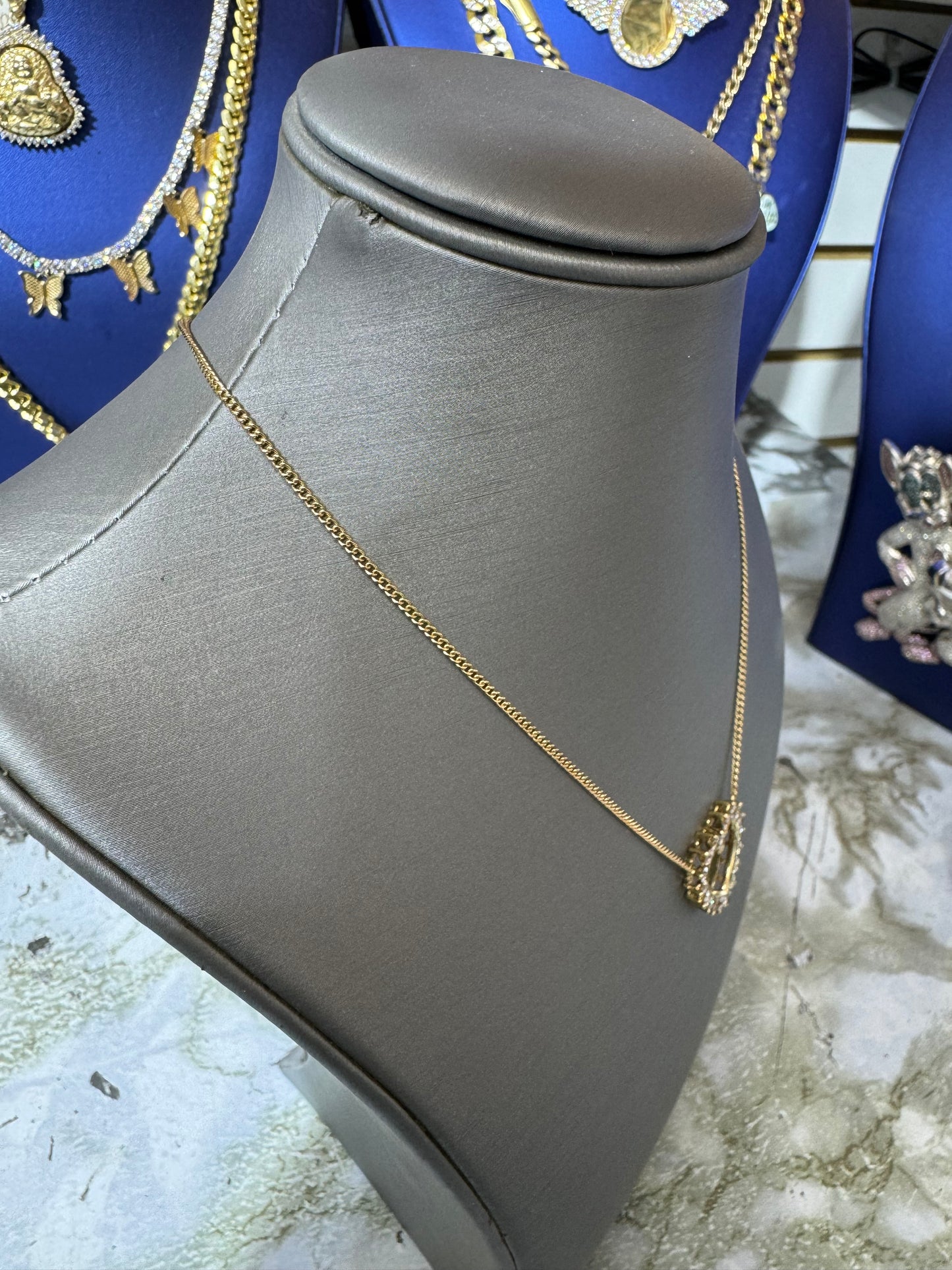 14K Gold Chain & 14K Gold Pendant With Diamonds